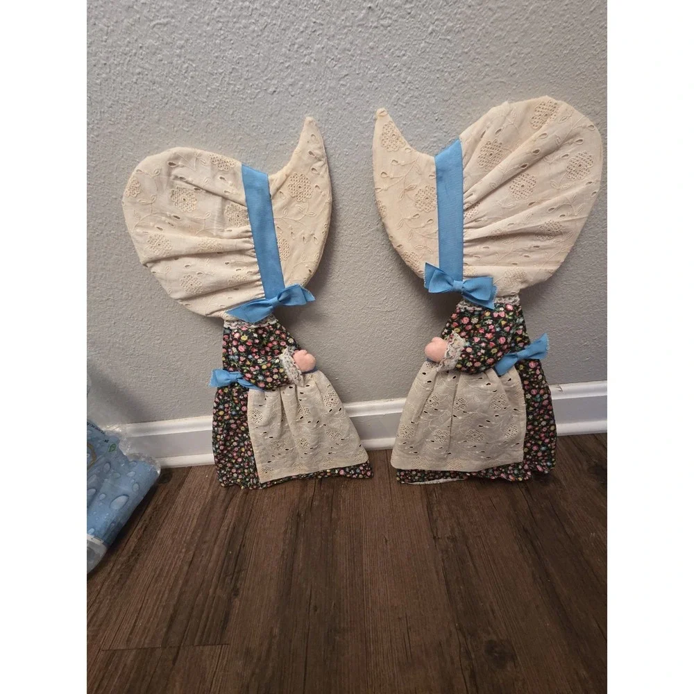 Vintage Dutch Girls - Wooden And Fabric
